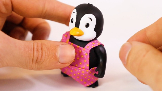 Watch Li'l Woodzeez The Toddlewaddle Penguins on Amazon Live